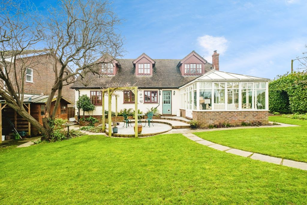 Property photo 2 of 28 Pbox-Img.Jpg