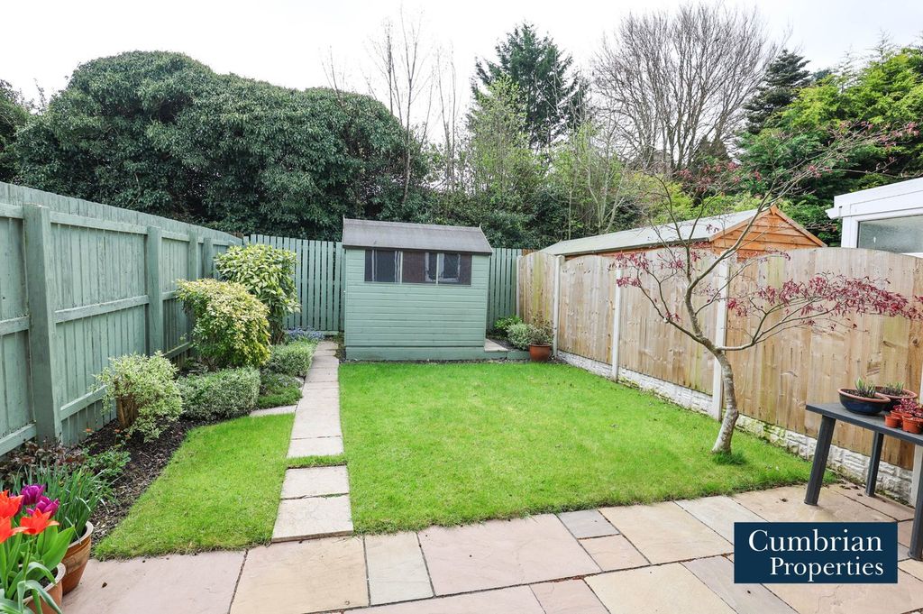 Property photo 2 of 15