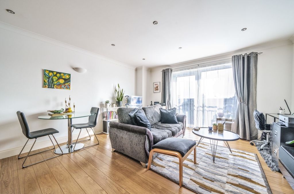 Property photo 3 of 9 Reception Room