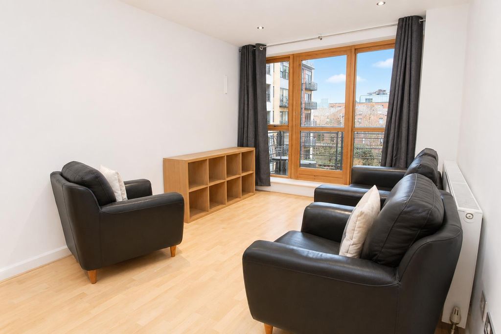 Property photo 1 of 12 8.Png
