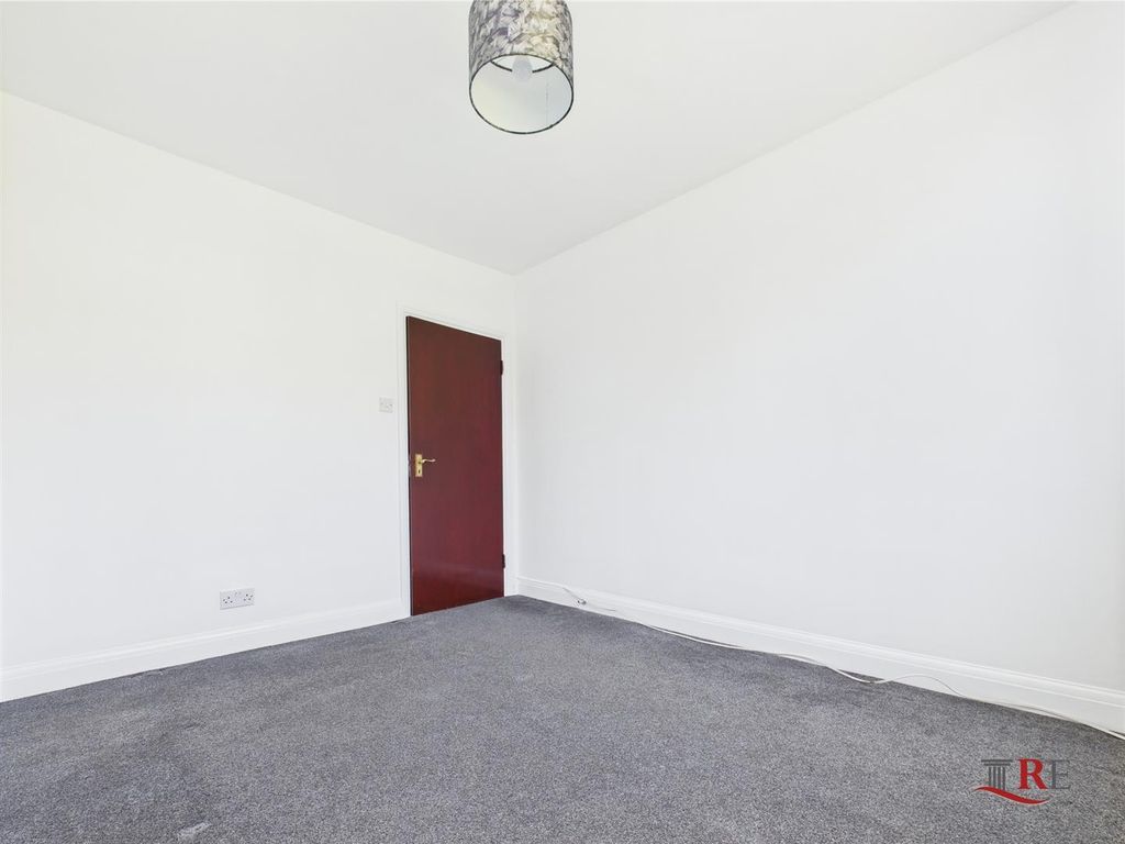 Property photo 3 of 9 Cam02489G0-Pr0166-Still008.Jpg