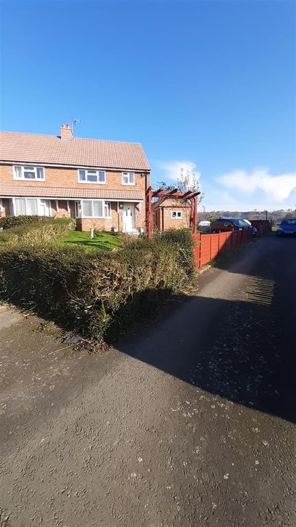 Property photo 2 of 3 10 Rosemary, Sy7 0Lr, External, Front 1.Jpg