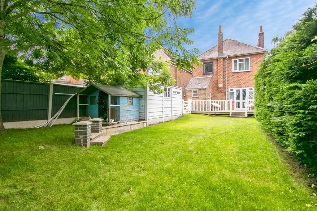 Property photo 3 of 17 Photo