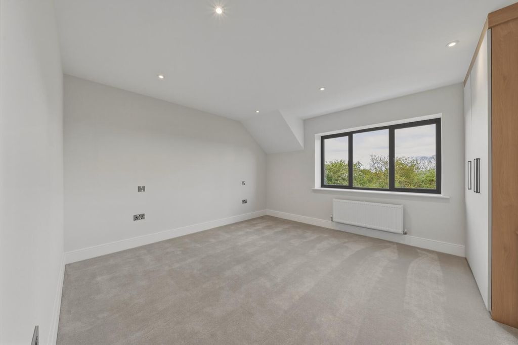 Additional image 27 of 5 bed detached house for saleMain Road, Plumtree NG12