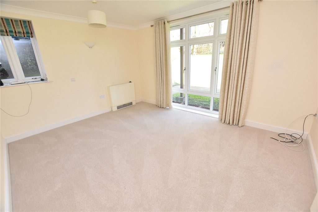 Property photo 2 of 12 Picture No. 05