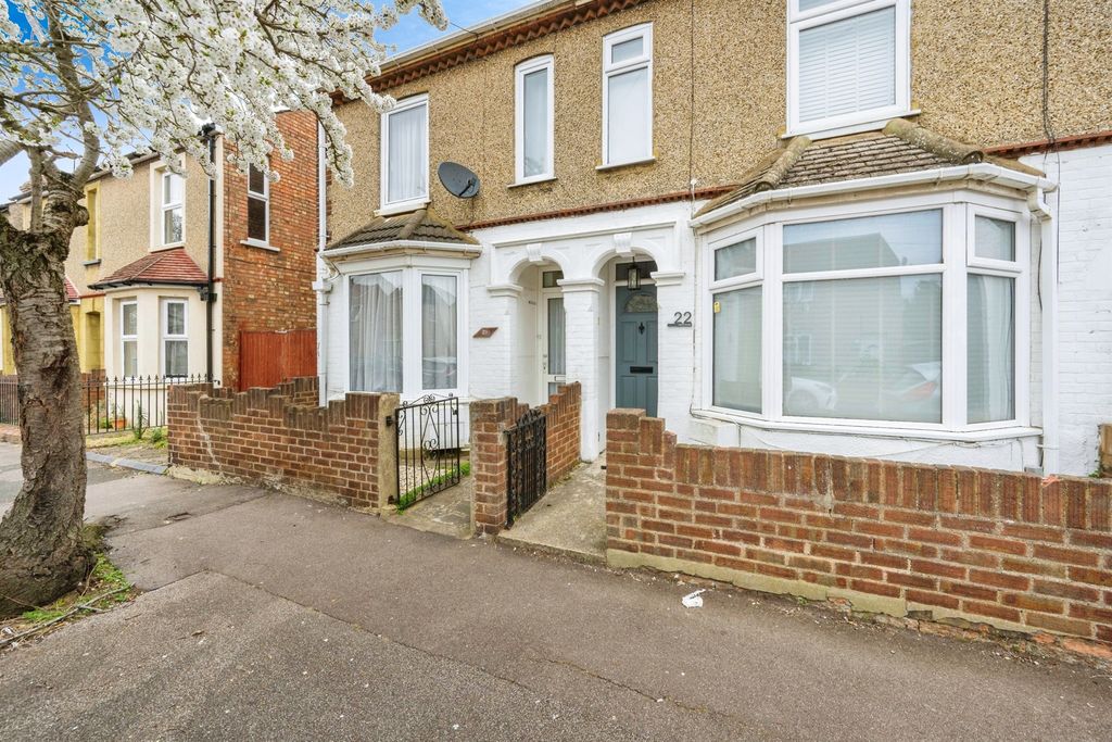 Property photo 1 of 13