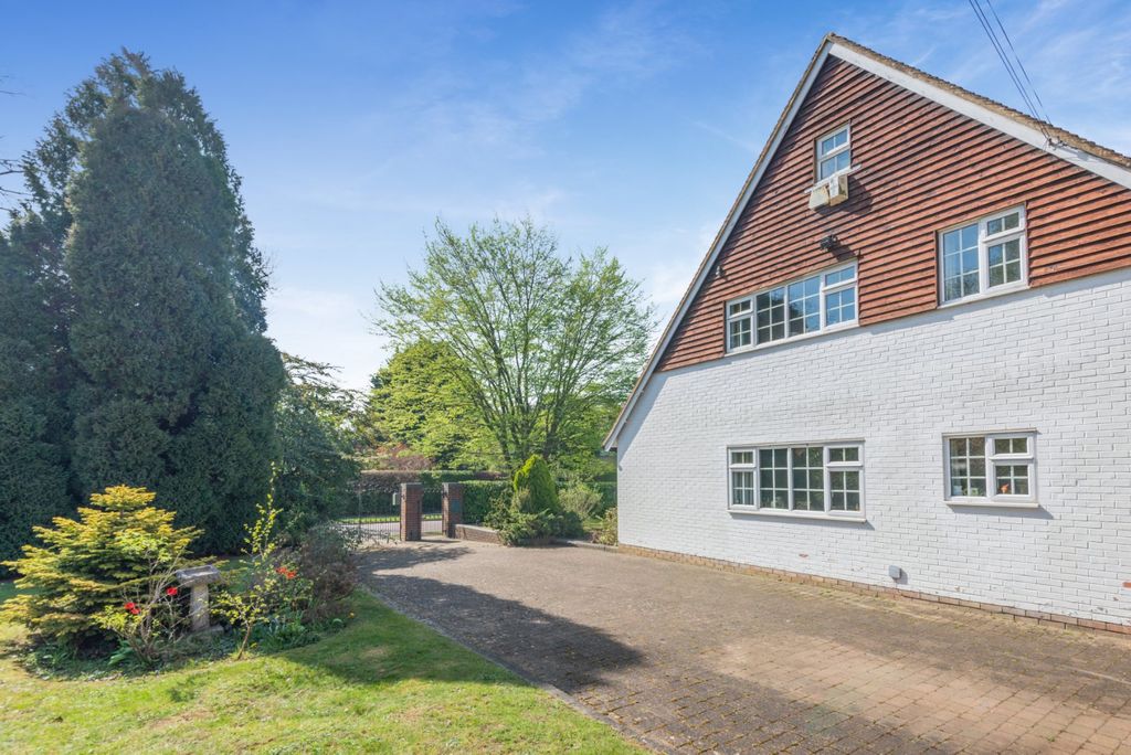 Property photo 2 of 12 Picture No. 02
