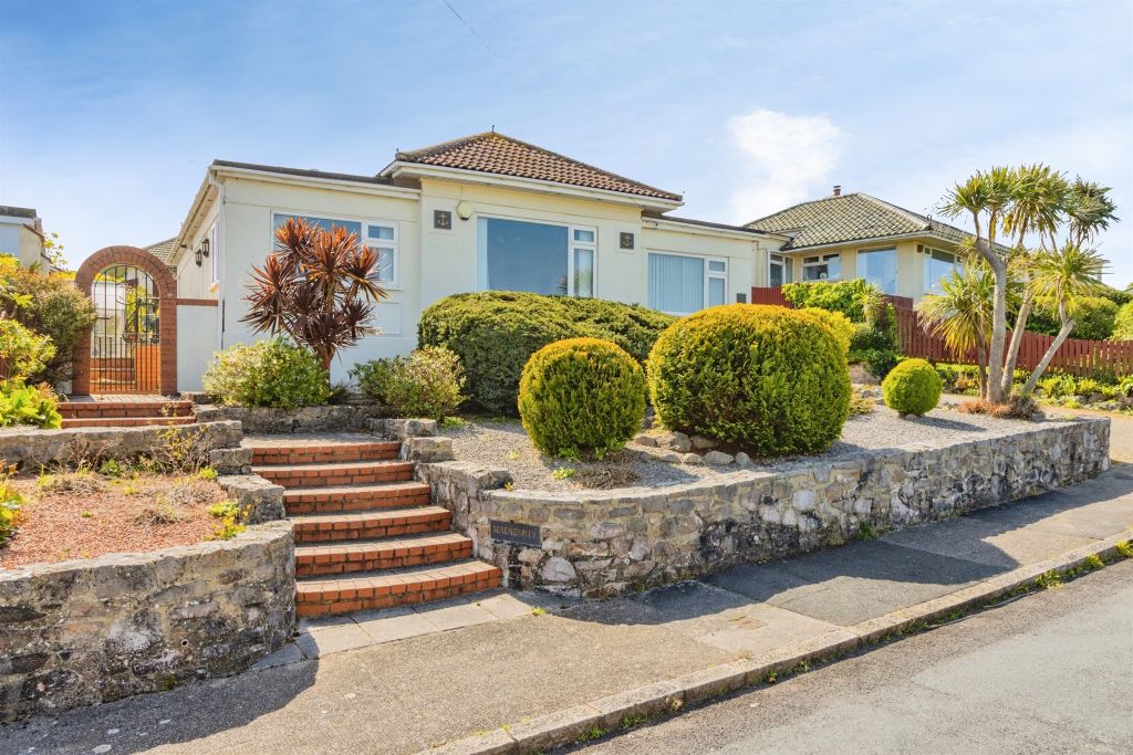Property photo 1 of 30