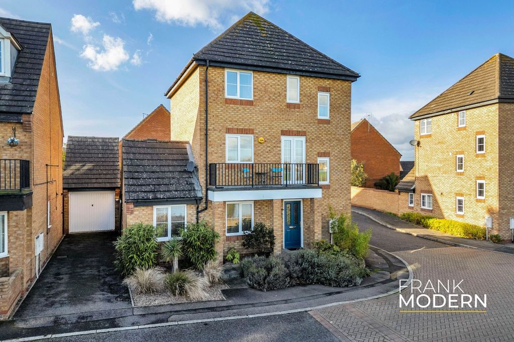 Property photo 1 of 50 Front