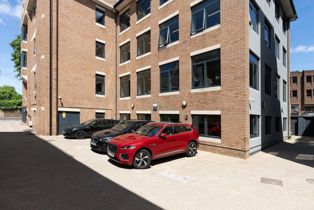 Property photo 2 of 6 Iw-030726-Gka-034.Jpg