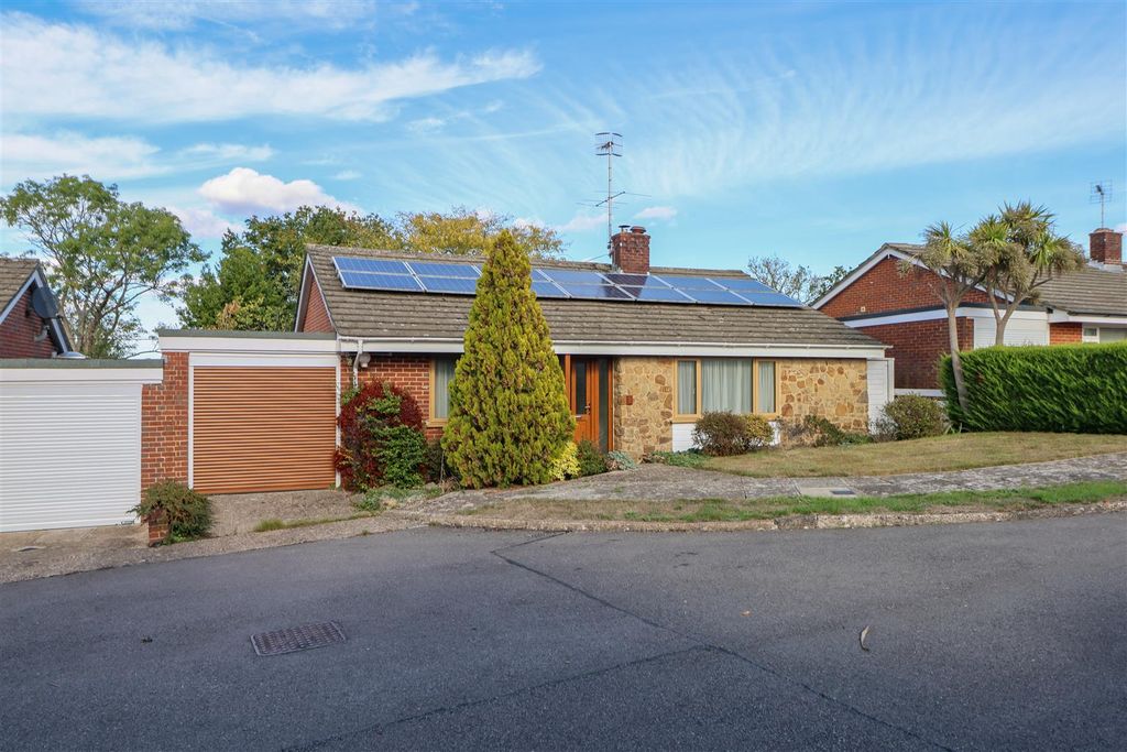 Property photo 1 of 23