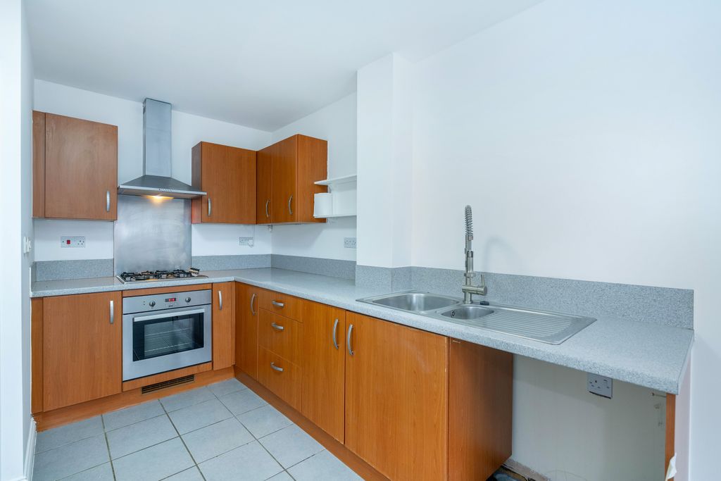 Property photo 2 of 15 Kitchen