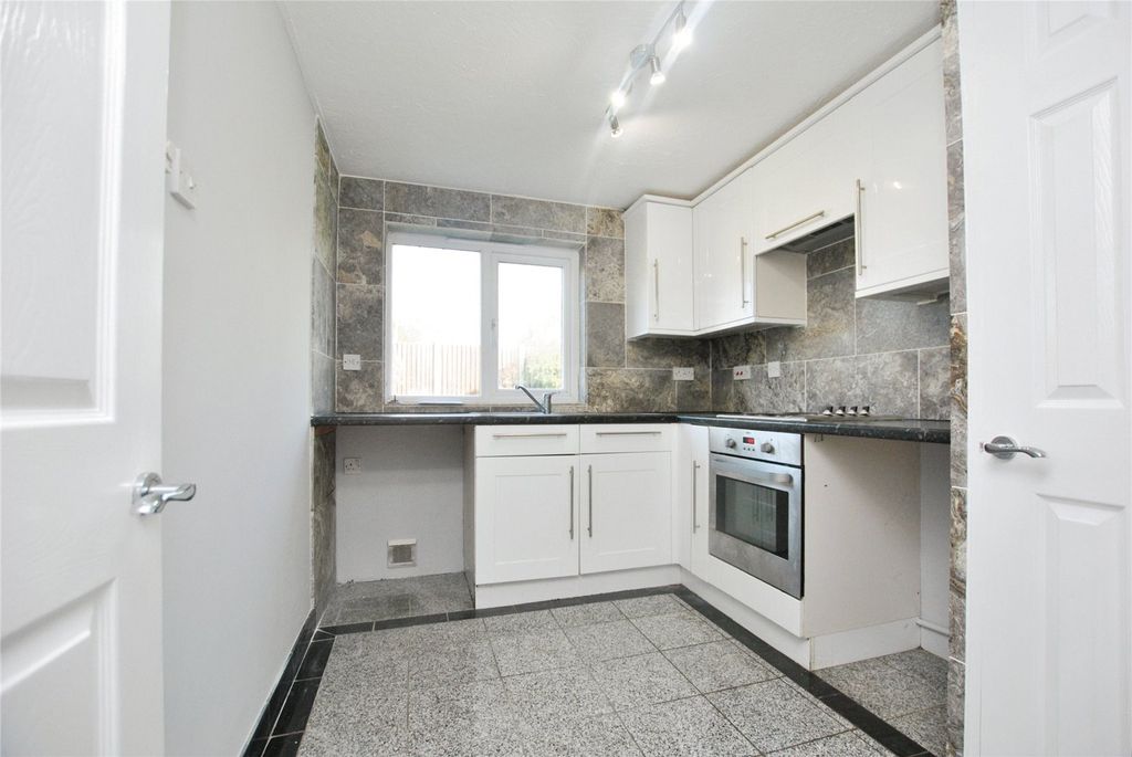 Property photo 3 of 5 Picture No. 08