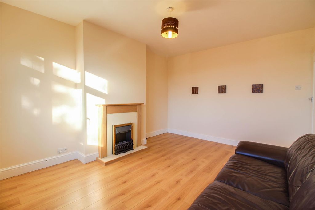 Property photo 2 of 7 Lounge