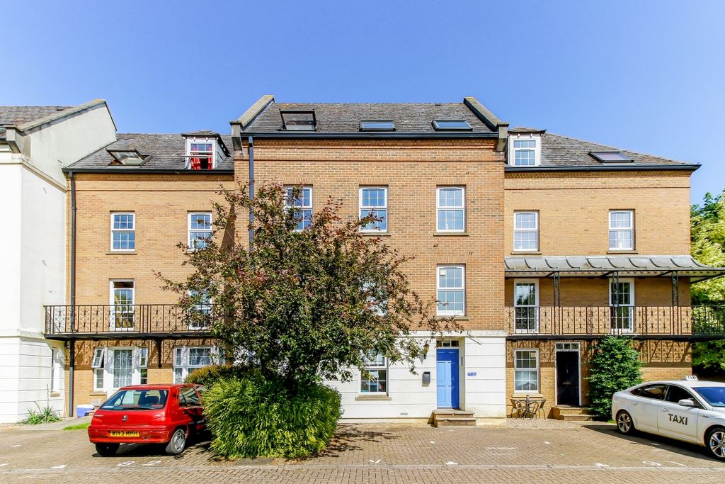 Property photo 1 of 9 60515