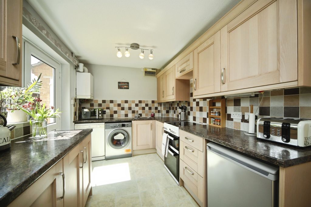 Property photo 2 of 19