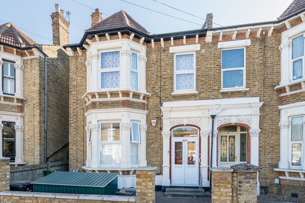 Property photo 1 of 18 1503527-4-19Ff1A2...