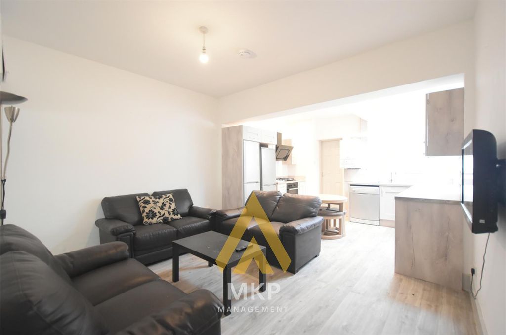 Property photo 1 of 14 11.Png