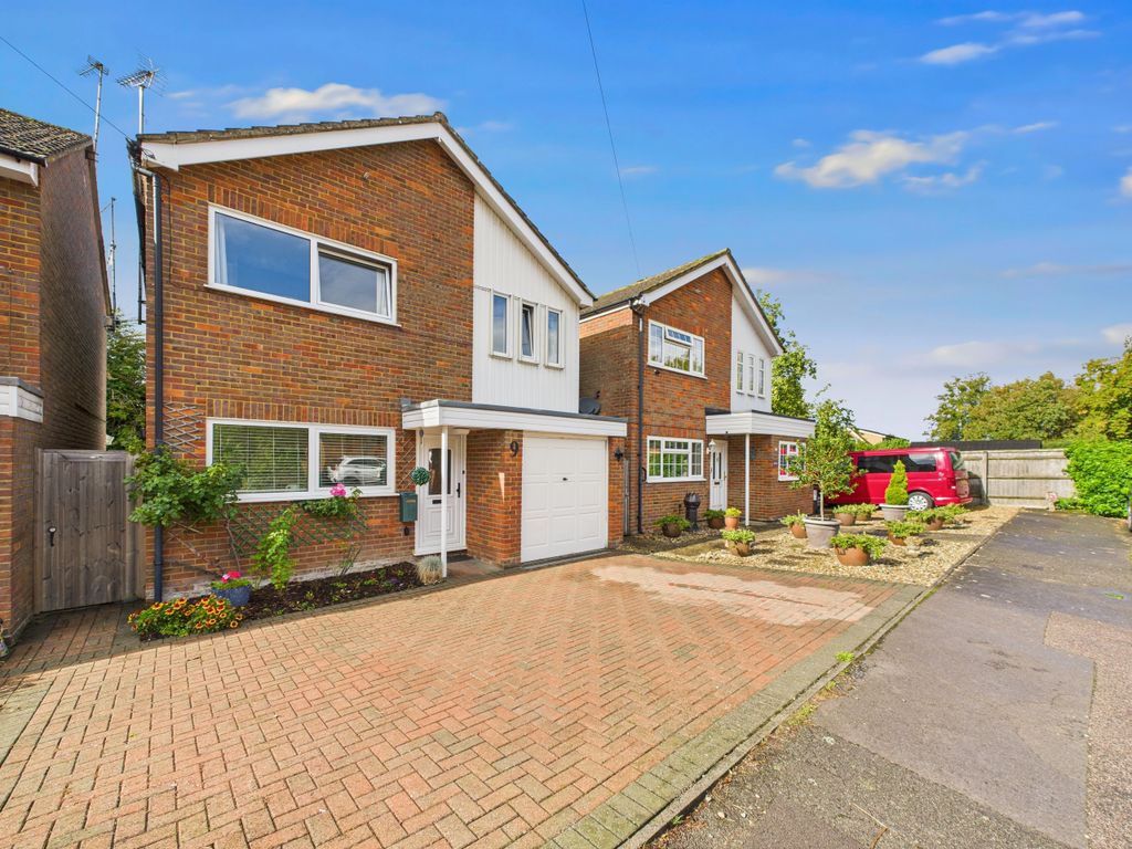 Property photo 1 of 23 Cam02909G0-Pr0484-Still029