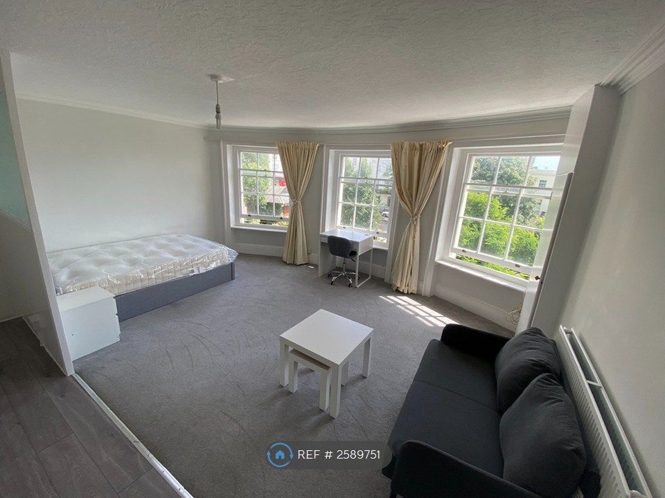 Property photo 1 of 19 Flat 4