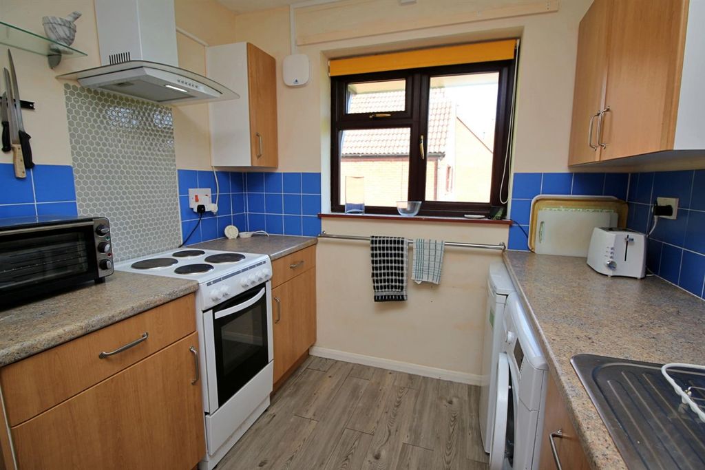 Additional image 9 of 2 bed flat for saleThe Limes, London Road, Halesworth IP19