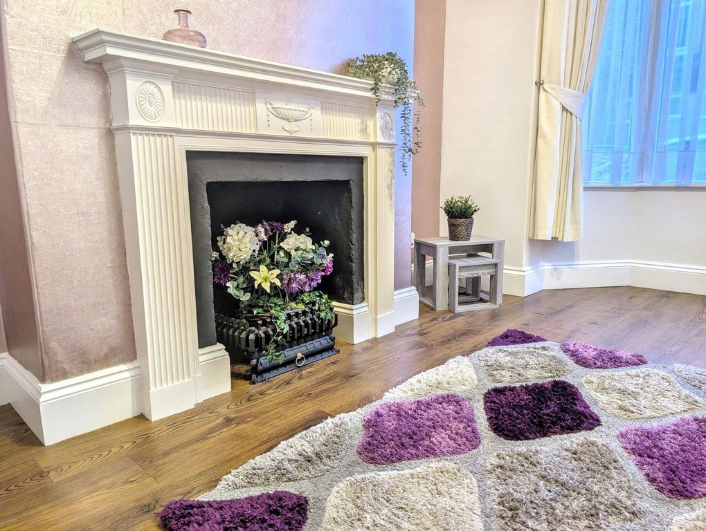 Property photo 3 of 14