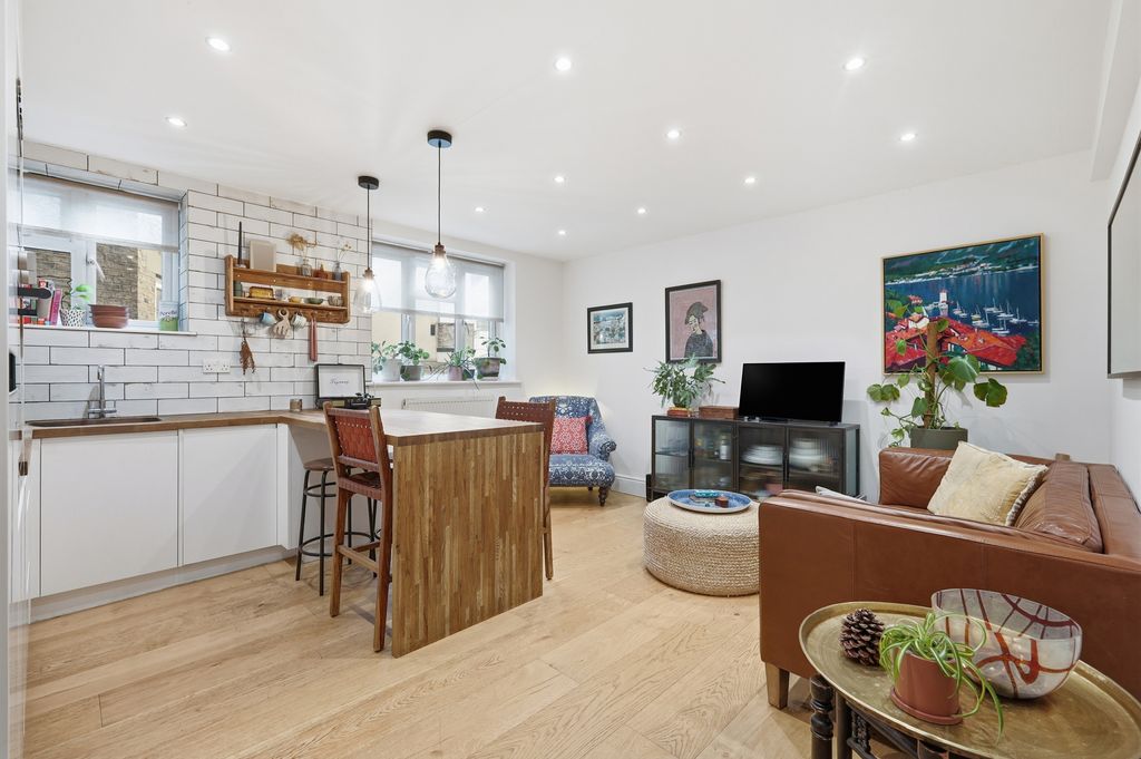 Property photo 2 of 13 Img_4660