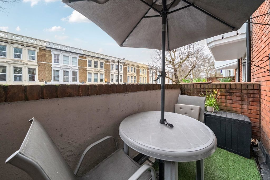 Property photo 3 of 11 Picture No. 05