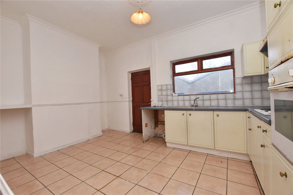 Property photo 3 of 12 Picture No. 12