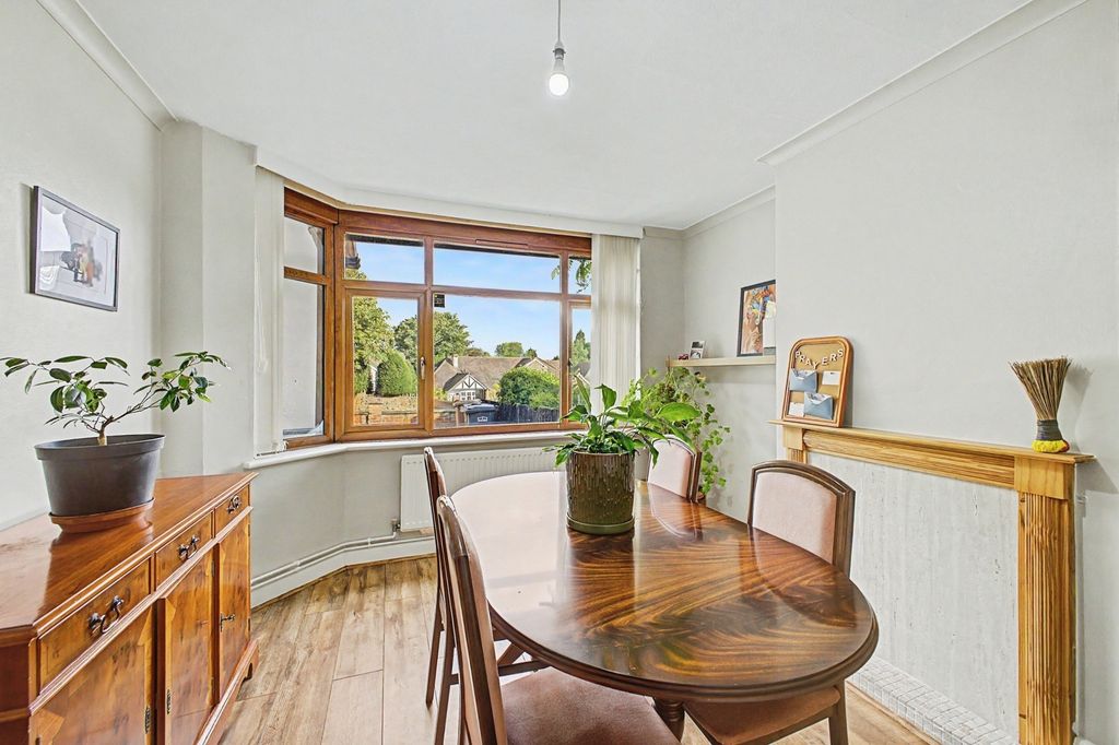 Property photo 3 of 19 Pbox-Img.Jpg