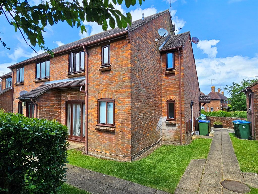 Property photo 1 of 8