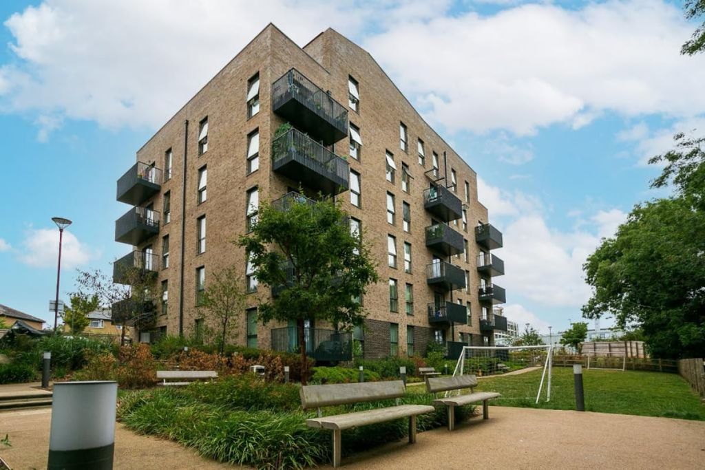 Property photo 1 of 10