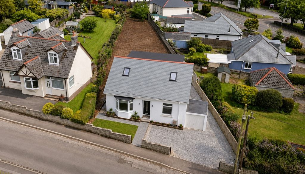 Property photo 1 of 17 K0Za3H6J