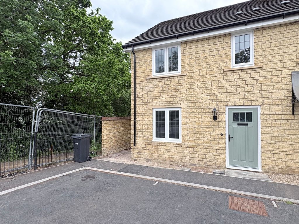 Property photo 1 of 13 Ssss