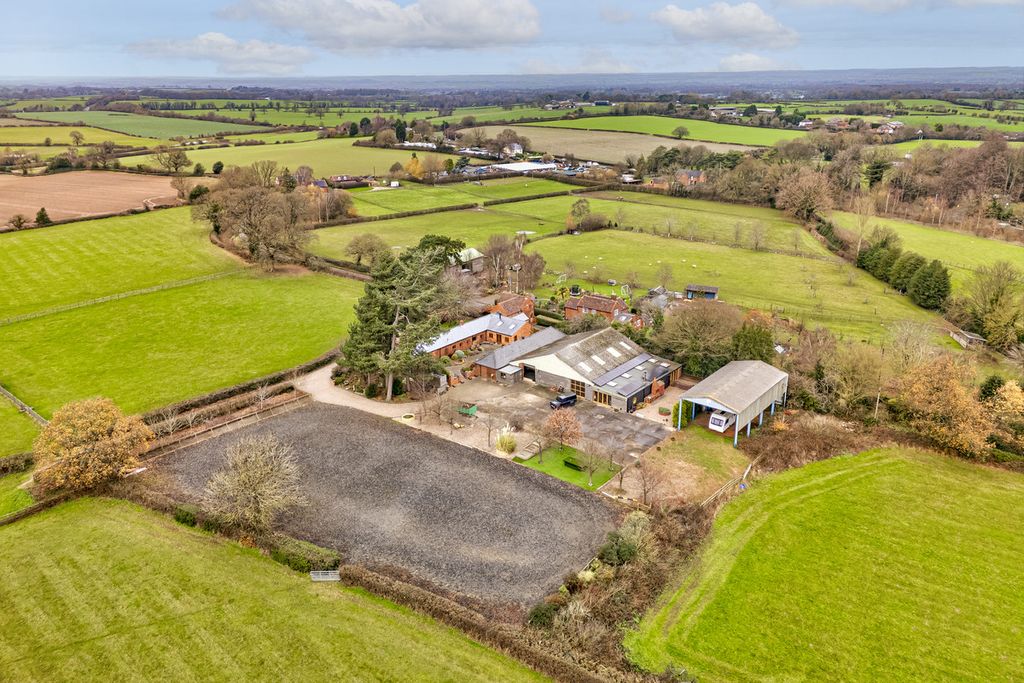 Additional image 35 of 6 bed property for saleAbnalls Farm, Cross In Hand Lane, Lichfield WS13
