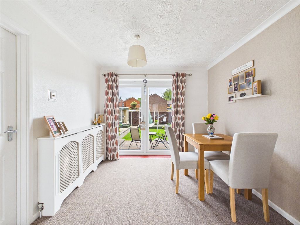 Property photo 3 of 15 Picture No. 12