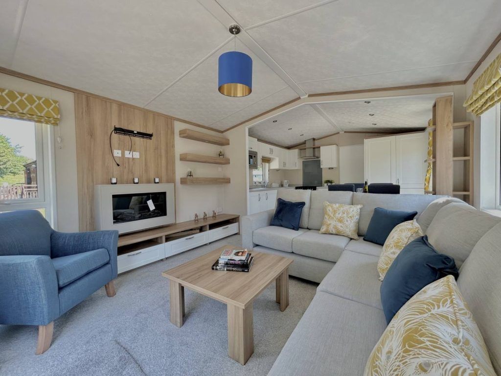 Property photo 2 of 11 Pemberton Marlow Open Plan Lounge With Corner Sofa And Kitchen