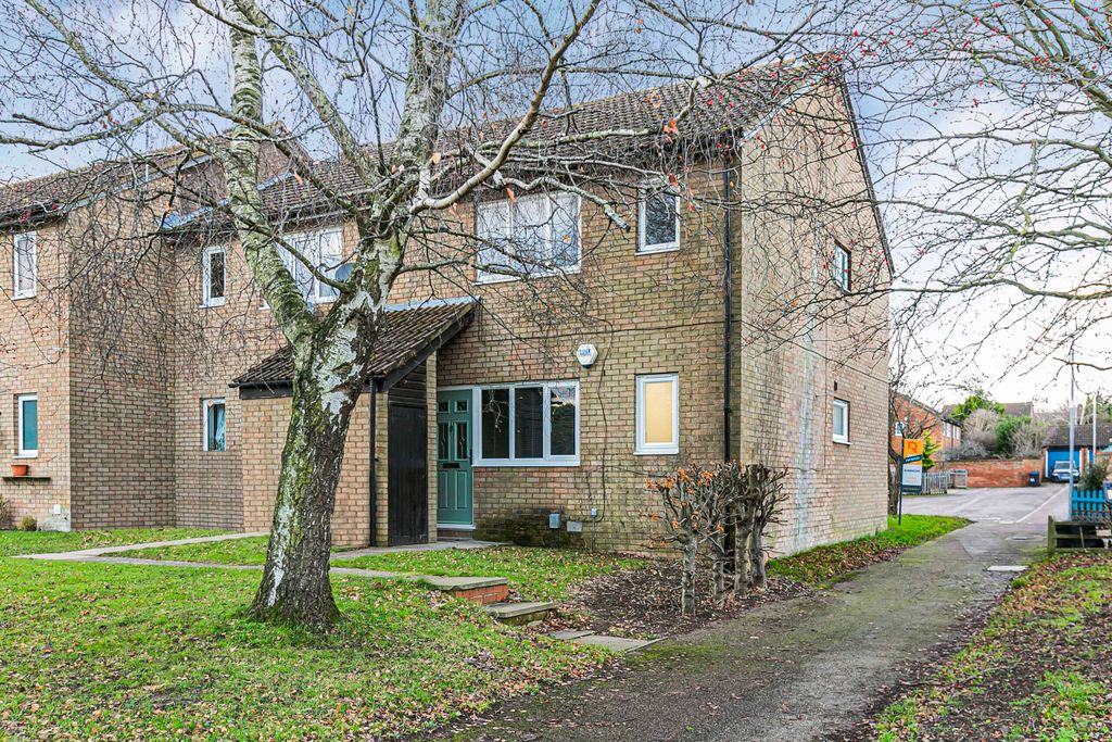 Property photo 1 of 12 33_24294