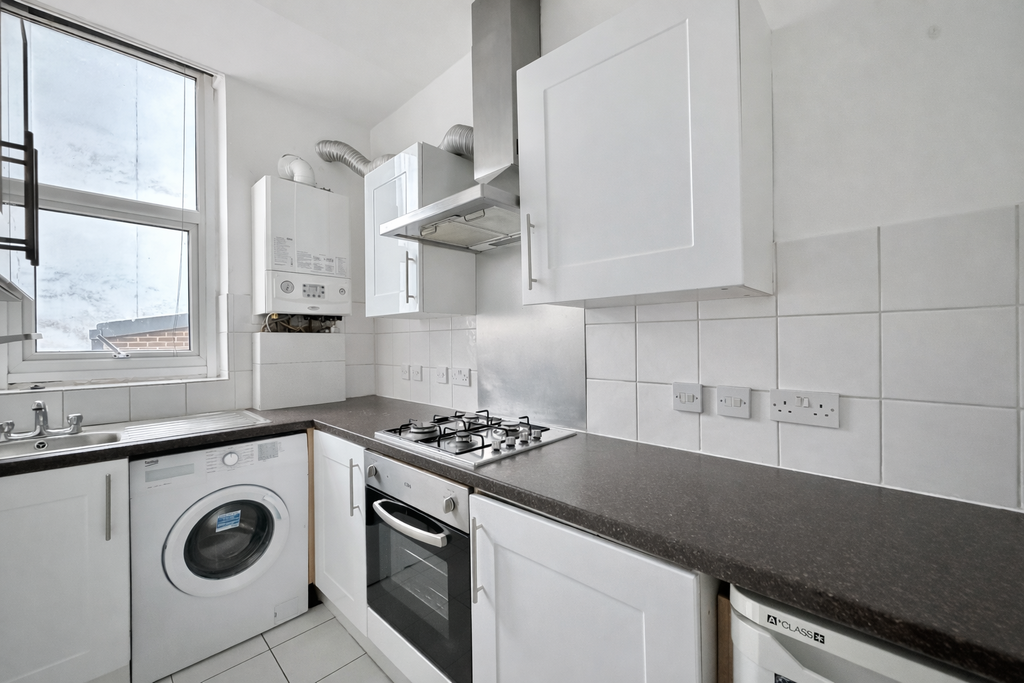 Property photo 3 of 6