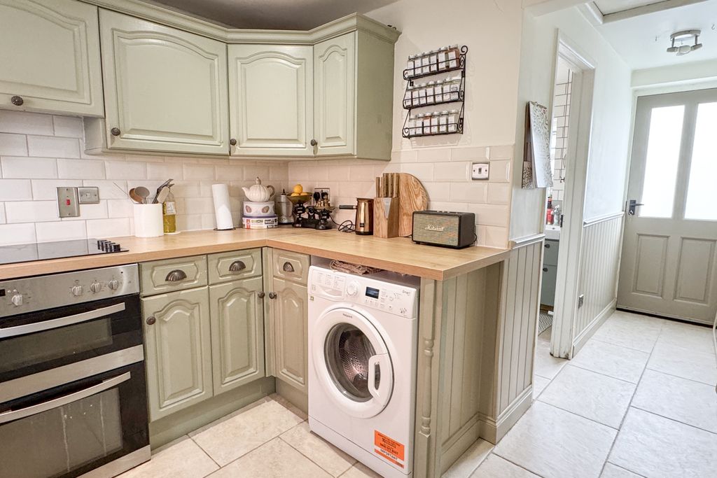 Property photo 3 of 11 3.Jpg