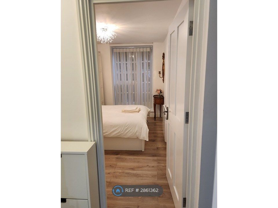 Property photo 1 of 27