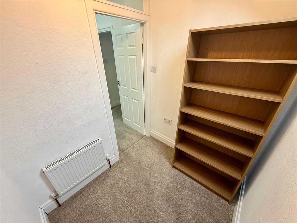 Property photo 3 of 8 Photo-2025-10-16-10-40-27 (2).Jpg