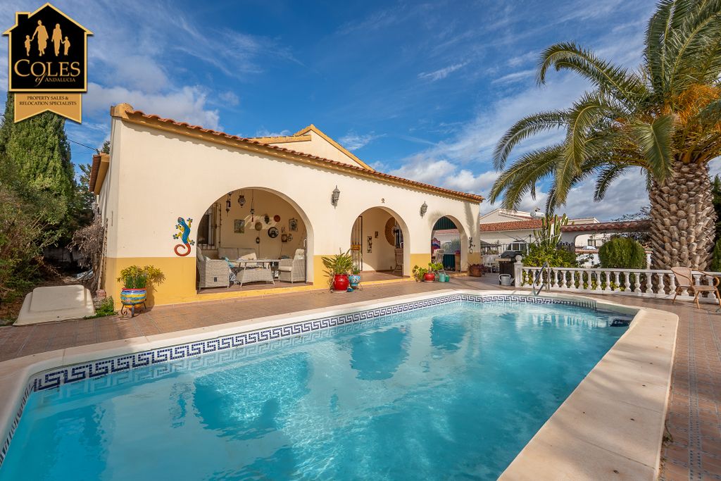 Property photo 1 of 30