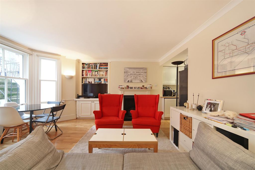 Property photo 2 of 9