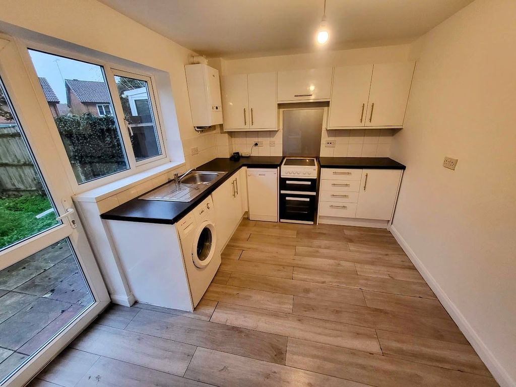 Property photo 2 of 23