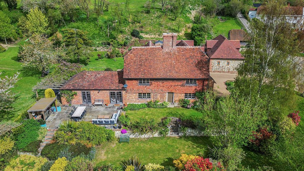 Property photo 3 of 73 Rose Hill - Me174Bp - Photos Drone (144).Jpg