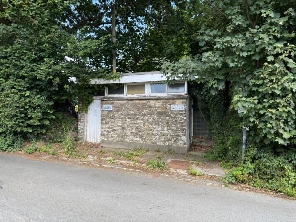 Property photo 1 of 2
