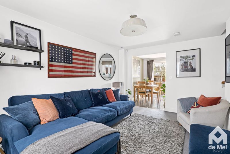 Property photo 2 of 15 Photo 11