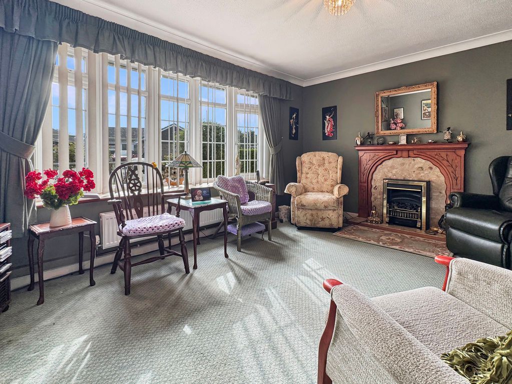 Property photo 2 of 16 Photo 1