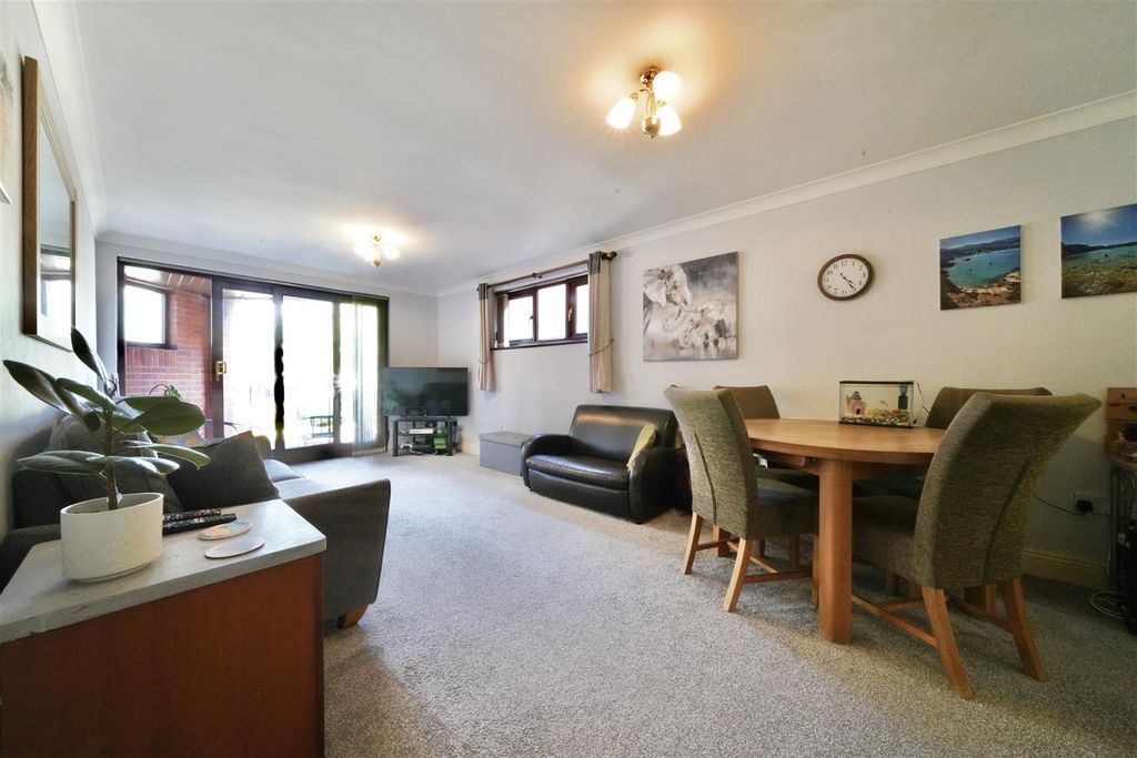 Property photo 2 of 13 Dsc09745.Jpeg